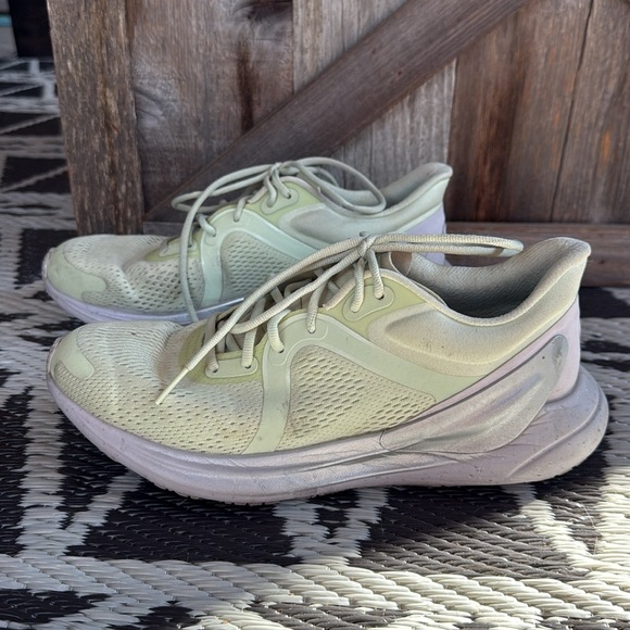 Lululemon | Blissful Run Runners - Picture 5 of 14